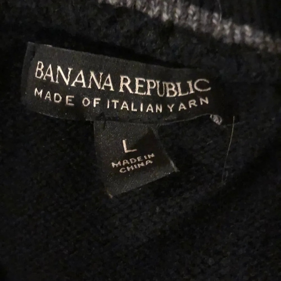 BANANA Republic Italian yarn long sleeve sweater - Picture 4 of 7